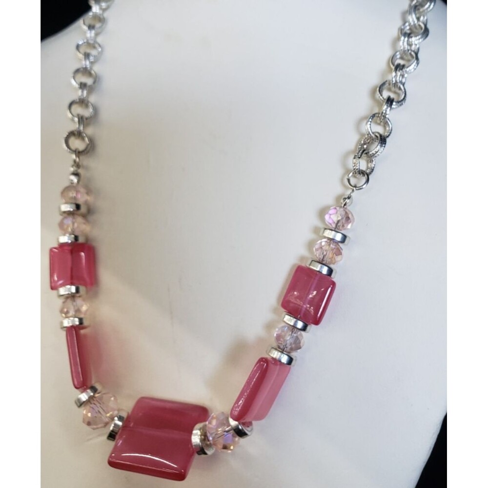 Pretty, handmade Retro 19" Pink Faux Glass Squares and clear Bead Necklace
